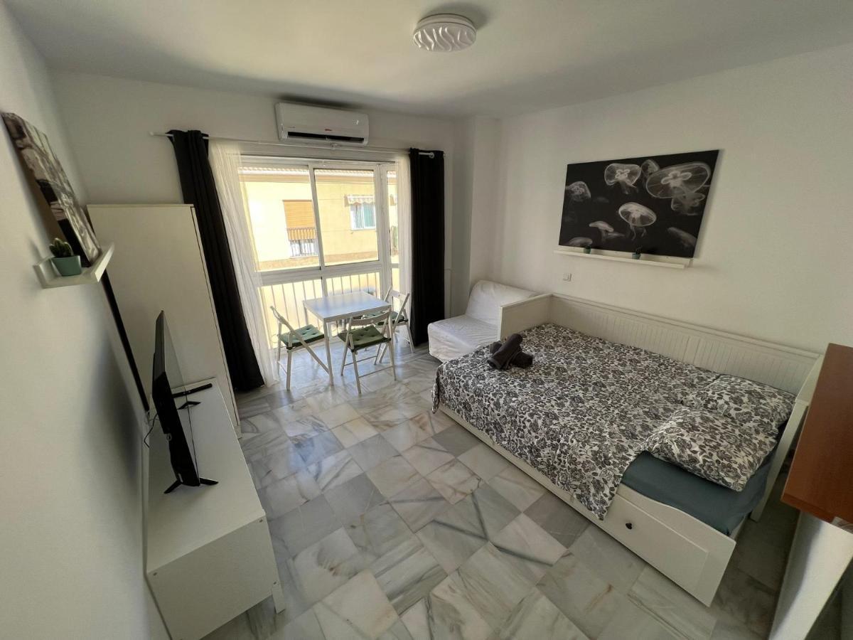Genuar Apartments Malaga Center 3 Екстериор снимка